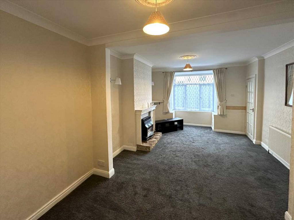 Entrance hall: