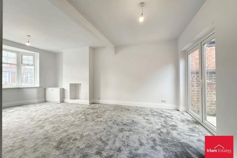 3 bedroom semi-detached house for sale, Kenmore Grove, Cadishead, M44