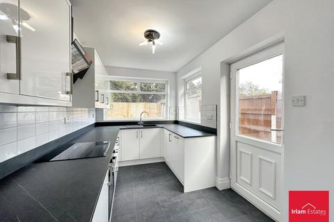 3 bedroom semi-detached house for sale, Kenmore Grove, Cadishead, M44