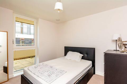 1 bedroom flat to rent, Ealing Road, Brentford, TW8