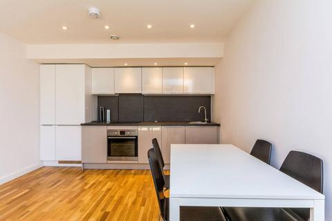 1 bedroom flat to rent, Ealing Road, Brentford, TW8