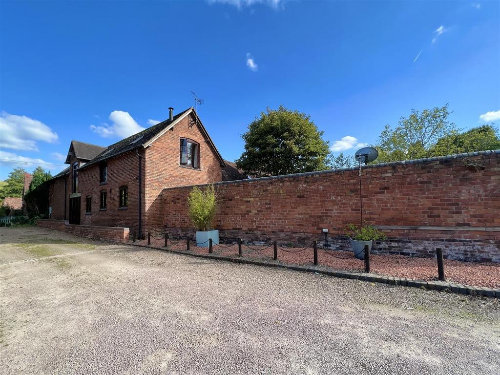 Bromsgrove Road Clent 1.jpg
