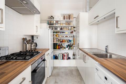 2 bedroom flat for sale, Cable Street, Bluegate Mews, Tower Hamlets, London, E1