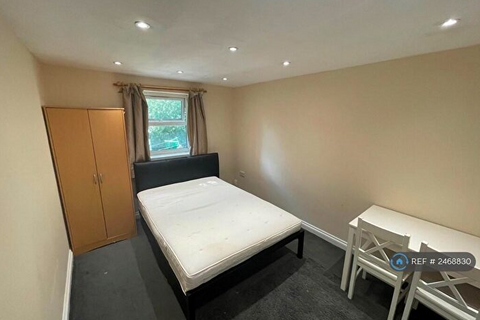 undefined, Broomcroft Avenue, Northolt UB5