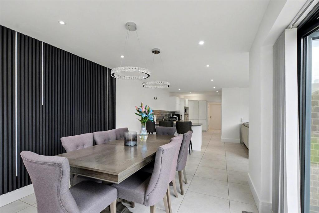 Living/Dining Kitchen