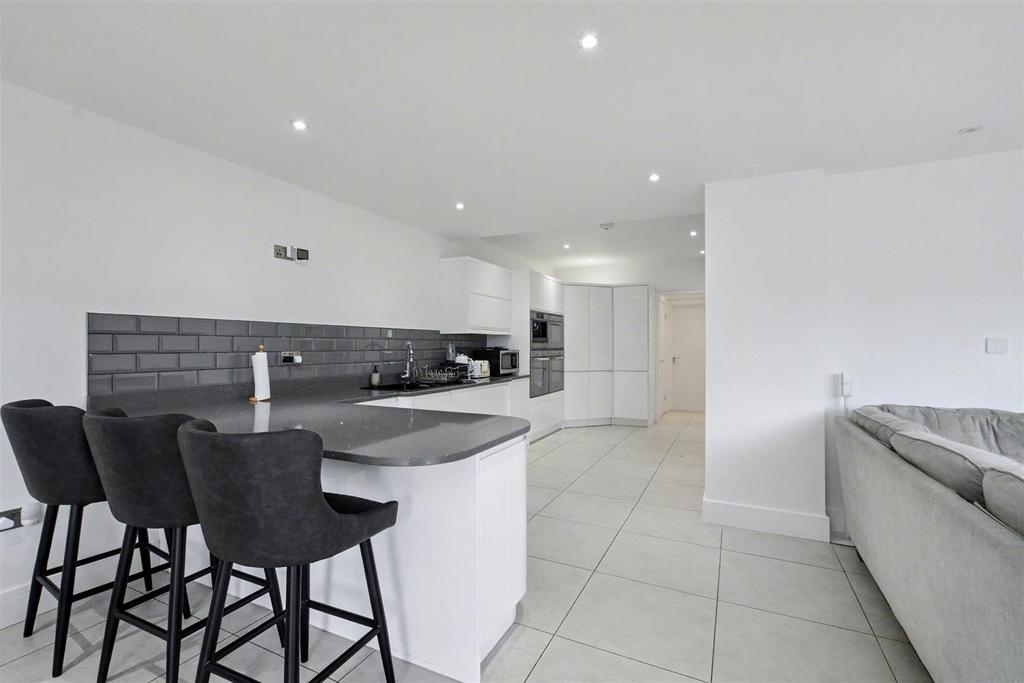 Living/Dining Kitchen
