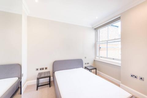Rosary Gardens, South Kensington, London, SW7