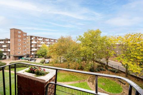 2 bedroom flat for sale, Drury House, Nine Elms, London, SW8