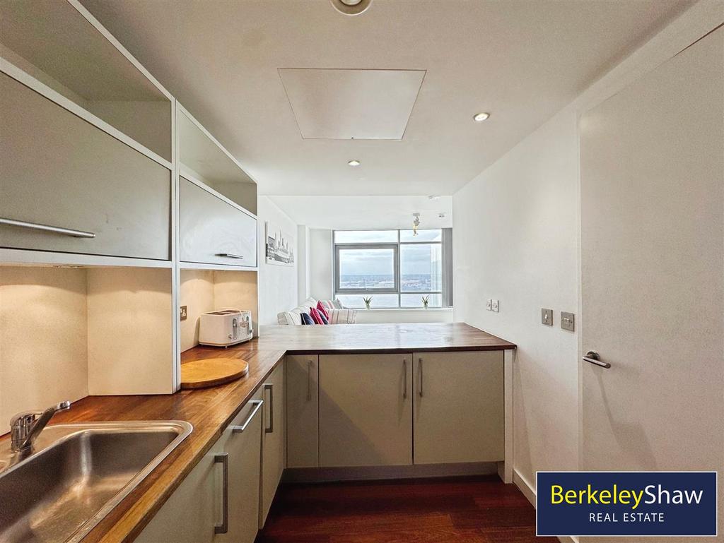 Kitchen (2)