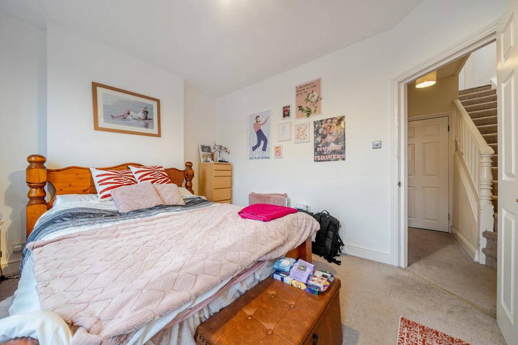 1386803 2 6931782...