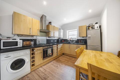2 bedroom maisonette for sale, Gibson Street, Greenwich