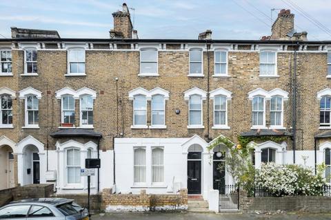 4 bedroom terraced house for sale, Dalyell Road, London SW9