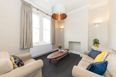 4 bedroom terraced house for sale, Dalyell Road, London SW9