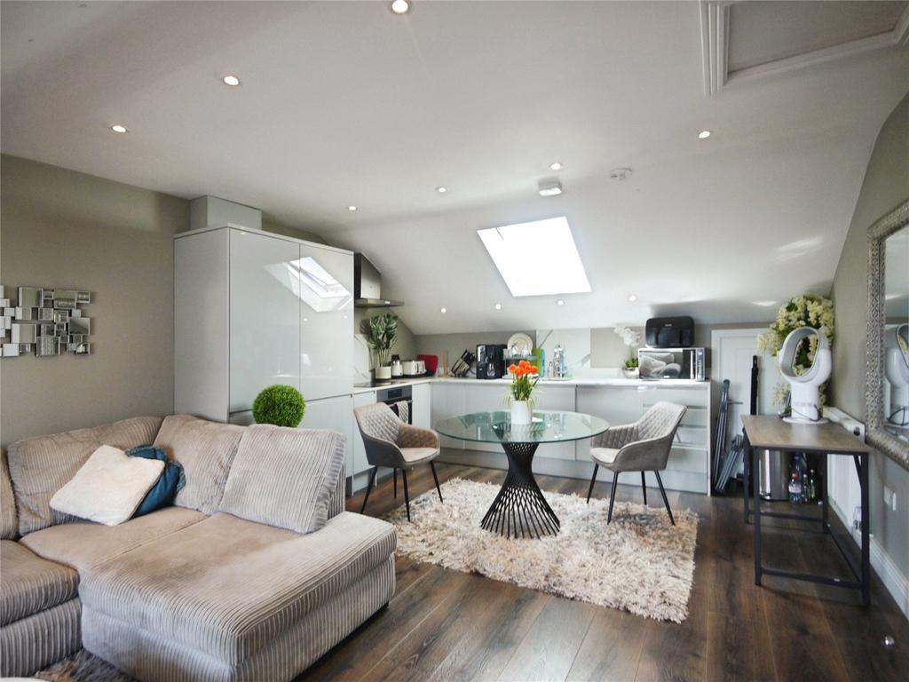 Kitchen/Living Room