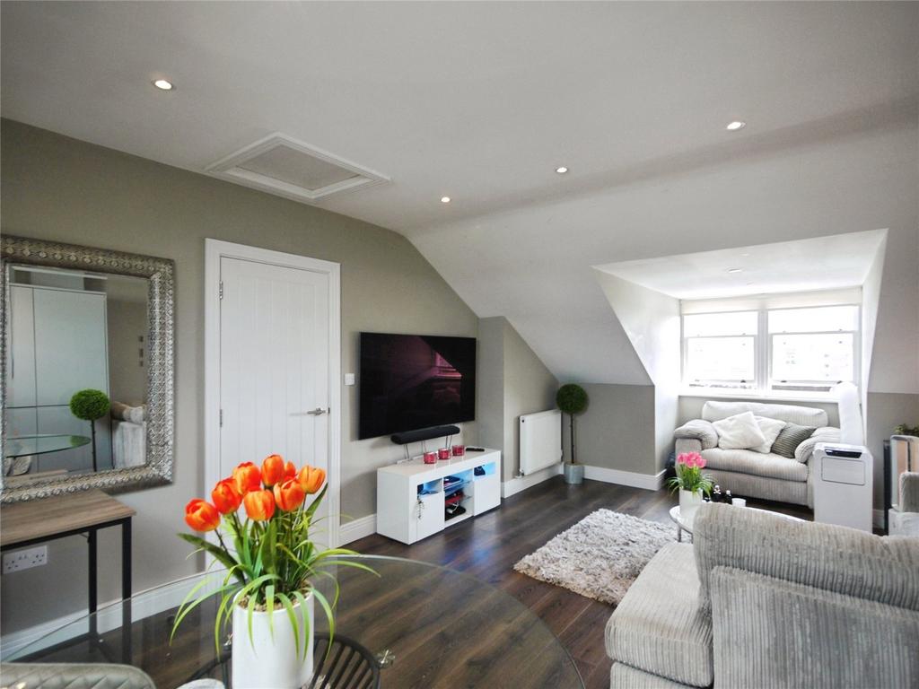 Kitchen/Living Room