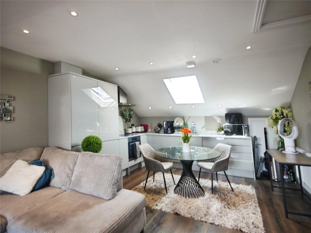 Kitchen/Living Room