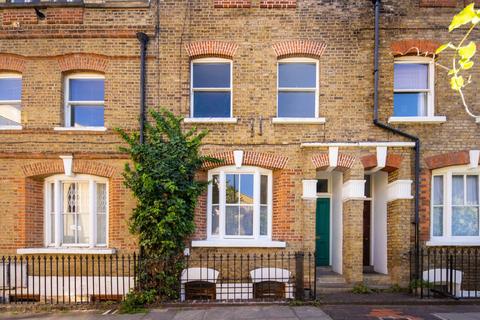 Sylvester Path, Hackney, London, E8