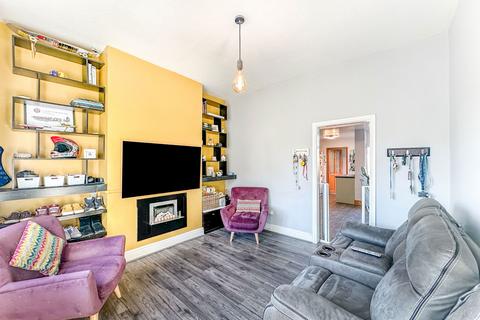 2 bedroom terraced house for sale, Main Street, Hull HU12