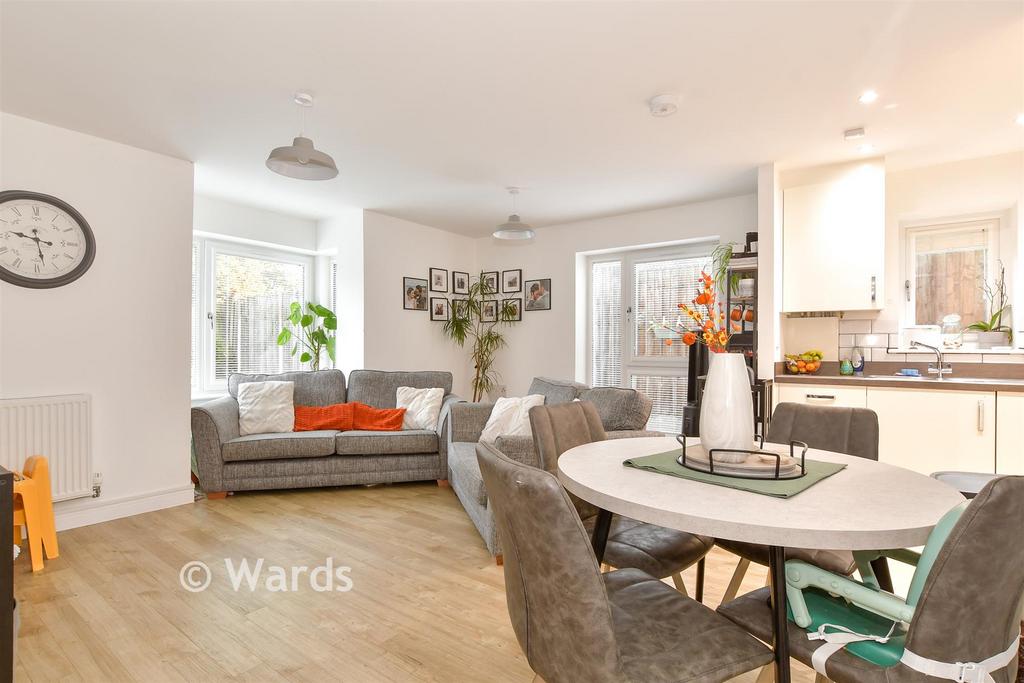 Lounge/Kitchen/ Dining Area