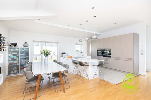 4 bedroom detached house for sale, Brownsea View Avenue, Poole BH14