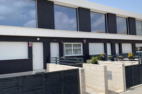 3 bedroom townhouse, Av. de Noruega, Spain