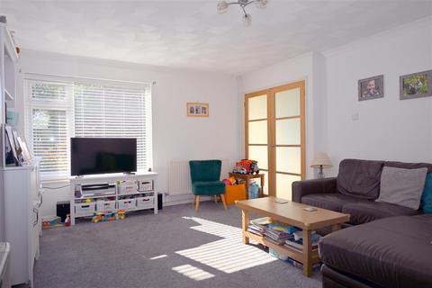 3 bedroom terraced house for sale, Oxendean Gardens, Lower Willingdon, Eastbourne