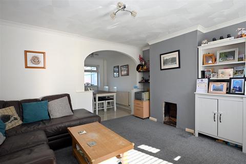 3 bedroom terraced house for sale, Oxendean Gardens, Lower Willingdon, Eastbourne