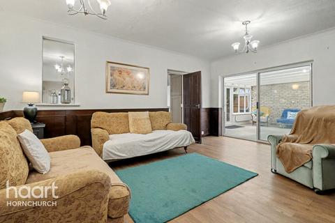 undefined, Edison Avenue, Hornchurch
