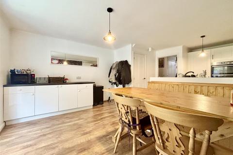 undefined, Castle Stead Drive, Bradford BD13