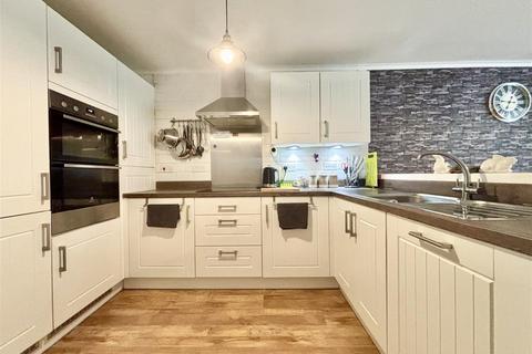 undefined, Castle Stead Drive, Bradford BD13