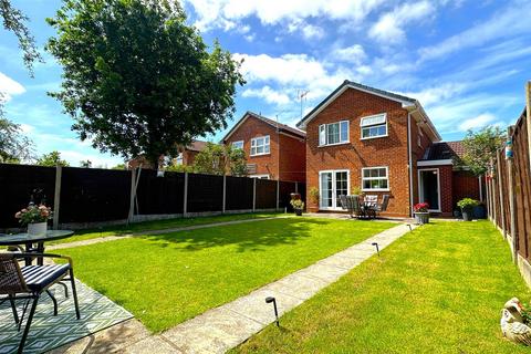 3 bedroom detached house for sale, Hayle Close, Birmingham B38