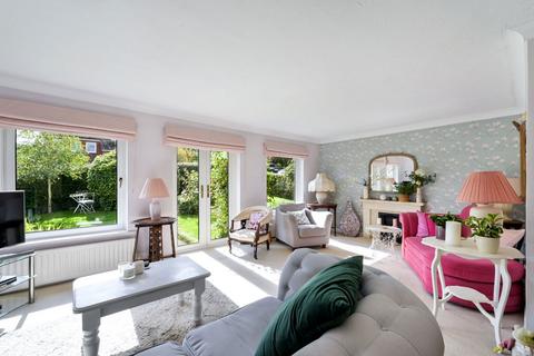 undefined, Farley Croft, Westerham TN16