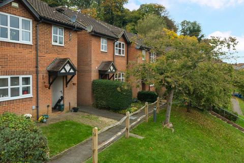 17 Town End Close, Godalming, GU7 1DG
