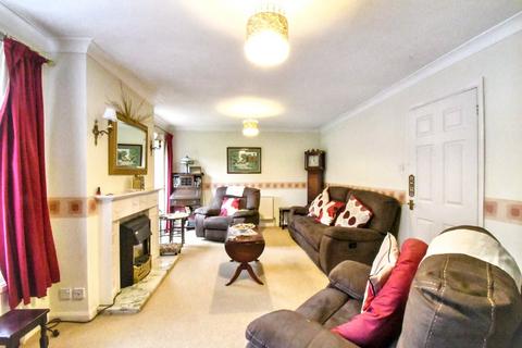 4 bedroom link detached house for sale, Elstow Road , Kempston, Bedford, MK42