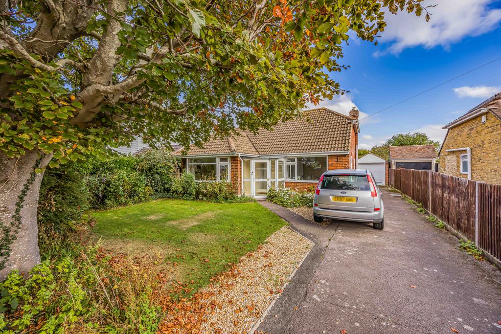 Detached bungalow with no onward chain