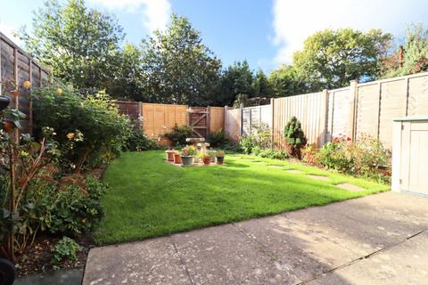 2 bedroom end of terrace house for sale, Gilbert Mead, Hayling Island