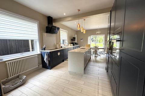 undefined, Burton Road, Castle Gresley, Swadlincote, Derbyshire, DE11