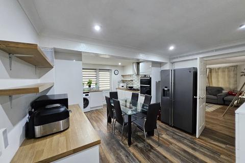 undefined, Chapterhouse Road, LU4