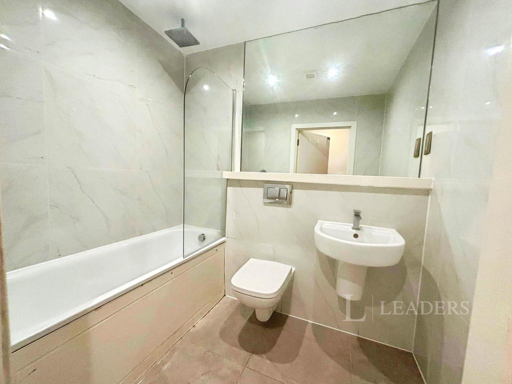 2 CCBathroom