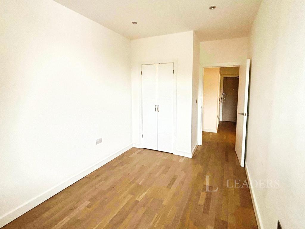 32 CCbedroom 2