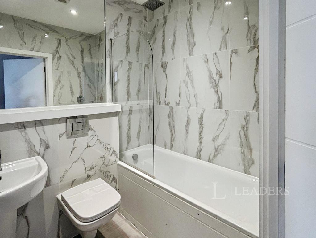 32ccbathroom