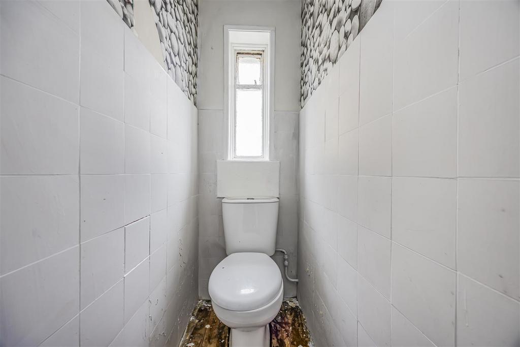 9 Blakemere Crescent, Paulsgrove-Portico Marketing-