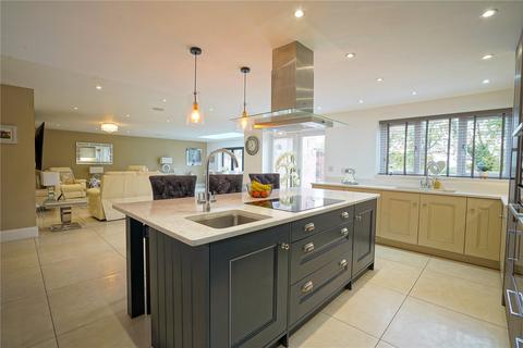 5 bedroom detached house for sale, Morthen View, Wickersley, Rotherham, South Yorkshire, S66