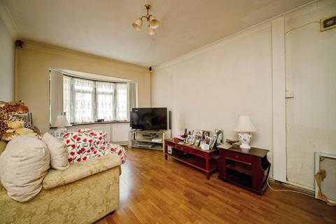 3 bedroom end of terrace house for sale, Osborne Road, Farnborough GU14