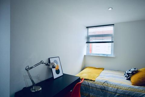 6 bedroom house to rent, Alderson Road, Liverpool L15