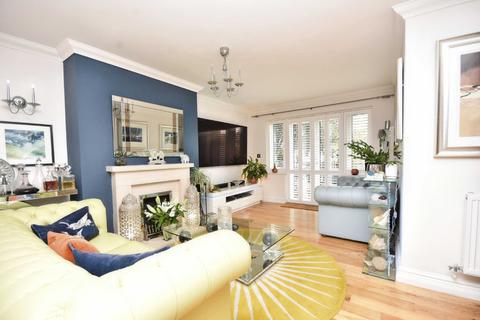2 bedroom flat for sale, Kingsgate Avenue, Broadstairs