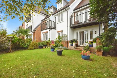 2 bedroom flat for sale, Kingsgate Avenue, Broadstairs