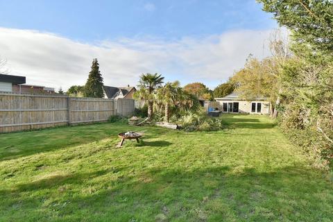 2 bedroom detached bungalow for sale, Christchurch Road, West Parley, Ferndown, BH22