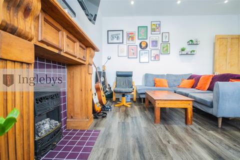 3 bedroom apartment for sale, 13 Marine Parade, Saltburn-By-The-Sea