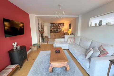 undefined, Barton Lane, Barton On Sea, New Milton, Hampshire. BH25 7PW